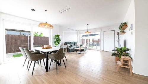 Villa Bienvida luxury and well-being by OYOOSTAYS - Foto 2, Garden view