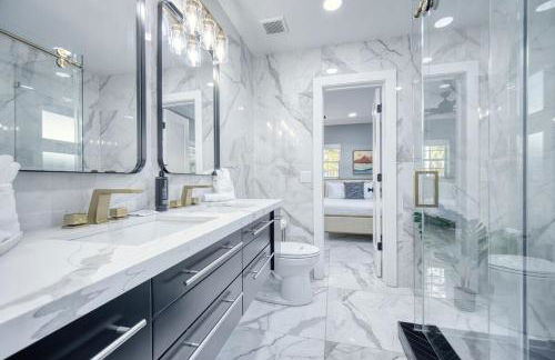 Riverbend Yacht Retreat Waterfront Villa with Pool - Foto 18