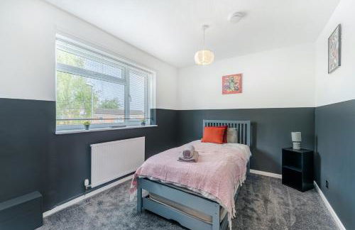 Modern 3 bed House - Photo 13