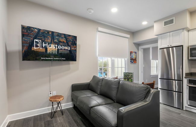 Bywater Suite Hotel - Photo 65