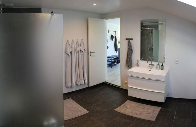 The Comfort of This Cottage Merges With Nature - Photo 11