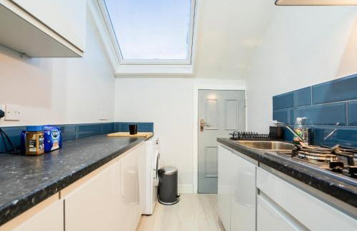 Deluxe 2-Bedroom Flat with Free parking - Foto 3