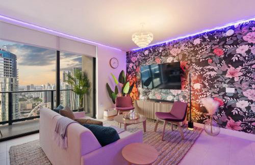 Stunning Lux 2 Bed 2 Bath with Panoramic View from Balcony - Foto 74