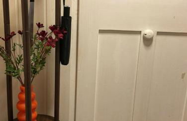 Mid Century 2 Zimmer Voll ausgestattete Kuche 75 Zoll TV Kingsize - Photo 5