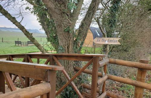 Riding Gate Lodge - Photo 9