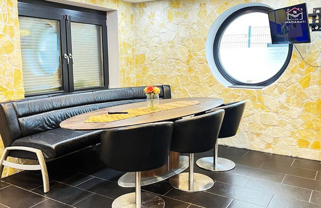 Escape to Pottum Luxury Villa - Foto 23