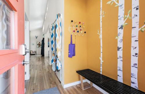 Mid-Century Modern Escape hikingbiking nearby! - Foto 22