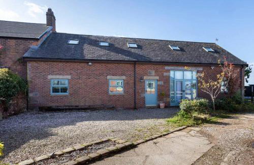 Large converted barn in peaceful, rural location - Foto 2