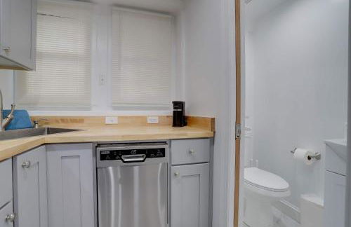 Sojourn Studio Cosmopolitan Pad 5 Min from Metro - Foto 14