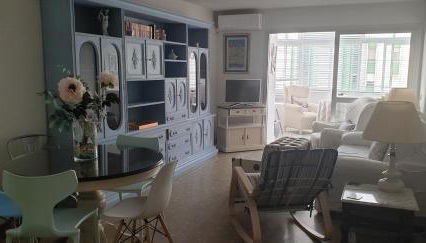 Piso 110m² en el Palo con parking cerca de la playa - Photo 2