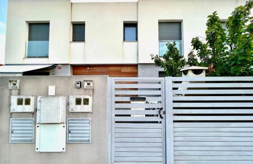 Chalet moderno con piscina en Mont - roige Bahia - Foto 42