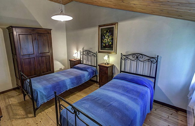 Countryside Bliss With Pool & Tennis - Photo 2