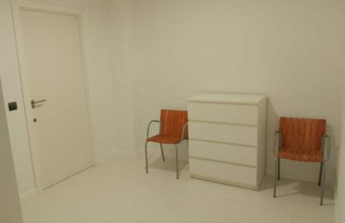 Apartamento con parking gratuito a 500 m de la playa - Photo 31