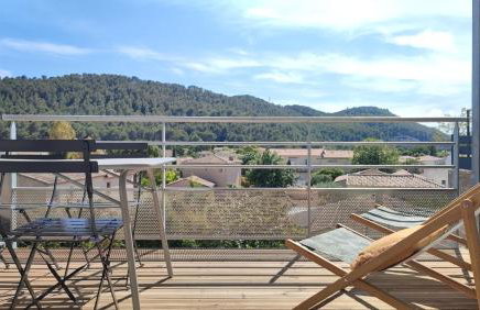 Petit Sablé - T3 avec Terrasse Proche Cassis - Foto 4