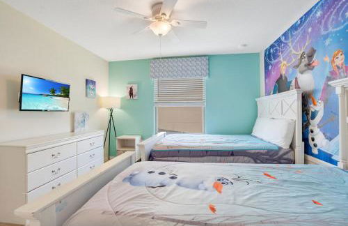 Large Themed Pool Home at Windsor at Westside - Photo 37