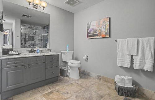 Shop and Dine Fort Worth Condo with Racetrack Views! - Photo 36