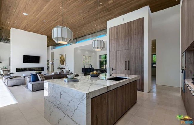 Luxurious Rancho Mirage Estate w Pool Spa - Photo 17