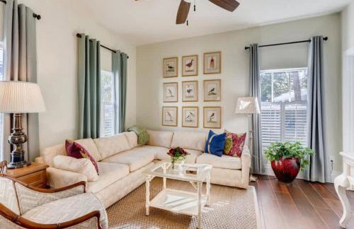 The Pink House - Bask in Style Steps from the Convention Center - Foto 9