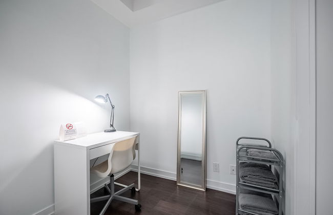 Modern Lillian Street Condos Midtown Toronto - Photo 22