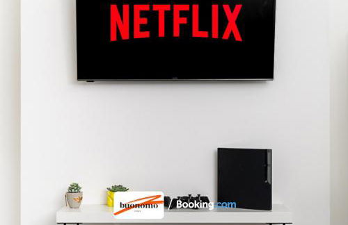 Three Bedroom Apartment At Buonomo Stays Short Lets & Serviced Accommodation With Netflix & Games - Foto 5