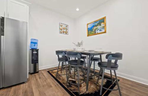 Charming Escape with Hot Tub & Fire Pit Winter Haven! - Foto 6