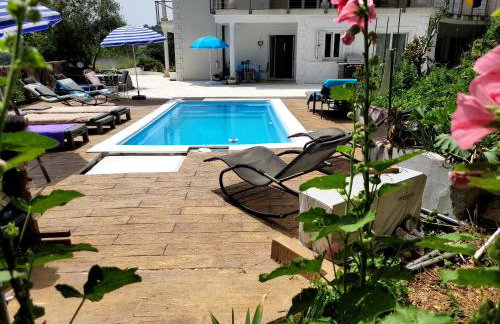 Apartments Chiara mit Meerblick und Pool und Jacuzzi - Foto 32