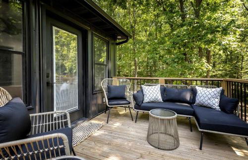 Stunning Modern Cabin with Hot-tub in Makanda, illinois - Photo 5