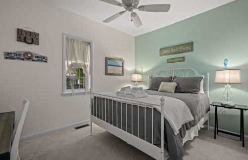 The Great Escape - renovated in-town charm! - Foto 15