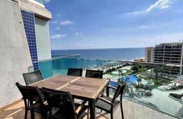 Luxury Penthouse with a Private Jacuzzi! - Foto 30