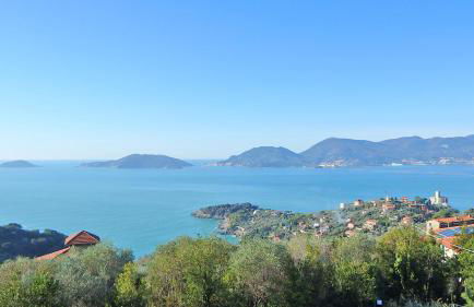 Minnie's Place - Photo 2