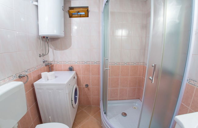 Next to the Old Bridge Apartments - Foto 17