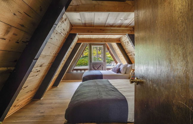 Horizon by Avantstay Stunning A-frame Cabin w/ Hot Tub, Billiards, Lake Views - Foto 25