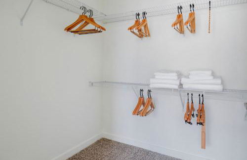 Blueground Hayward pool outdoor kitchens SFO-1695 - Foto 13