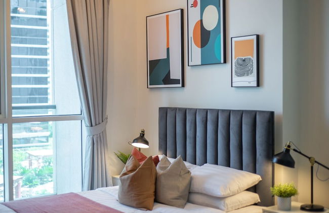 Luxe Apartments near Dubai Mall, Burj Khalifa - Pool, Gym, & Parking by Sojo Stay - Photo 32