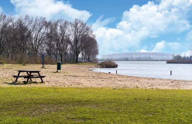 Bungalow by Water Near Rotterdam and Zeeland - Foto 31