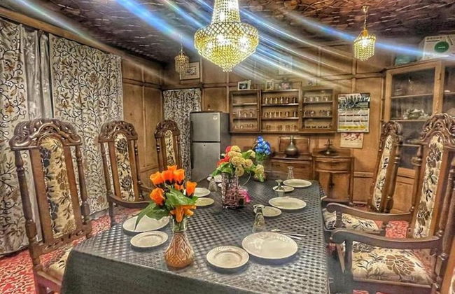 Floating Luxury Group Of Houseboats - Foto 18