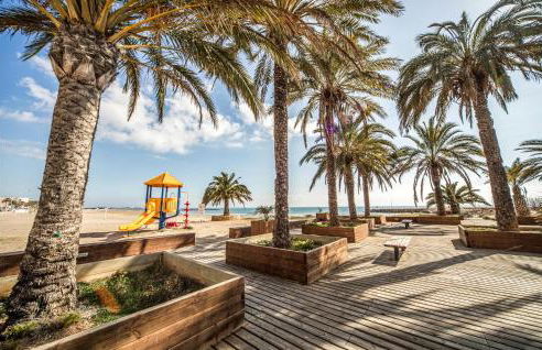 Gorgeous Apartment In Torreblanca - Foto 18