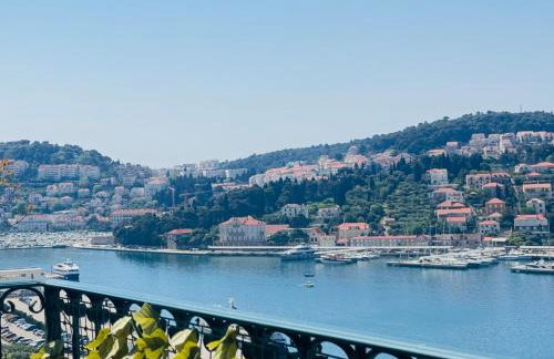 Dalmatian House, spacious stone terraces, balcony , views - Foto 39