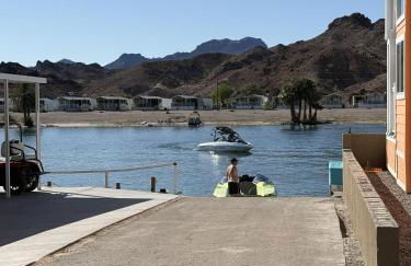 Dock Holiday, River Views at Roadrunner Resort - Foto 21