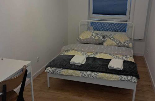 Apartament Julia 1-3 os Starowapiennikowa 42a z balkonem, klimatyzacją i miejscem parkingowym - Photo 22