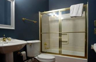 Tranquil Retreat to the Woods: Beautiful Family-Friendly Cottage near Owensville, Missouri - Foto 9