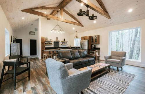 Hot-Tub Wifi Fireplace - Honeysuckle Bridge - Foto 12