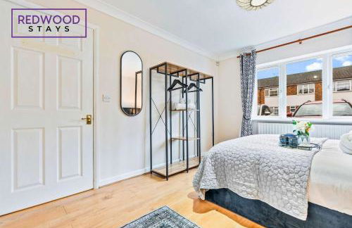 Cozy Family & Contractor Home 3X FREE Parking by Redwood Stays - Foto 8