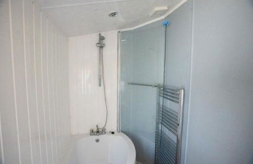 Brechin Getaway Luxury 3 bedroom house - Photo 32