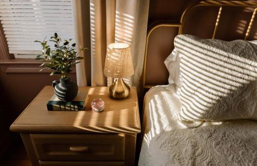 Speakeasy, Hot Tub, Putt Putt, Outdoor Theatre, 8 minutes from Downtown Greenville - Foto 24