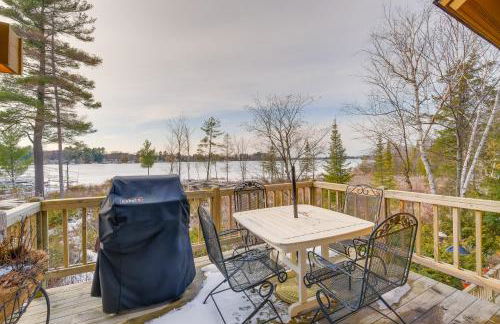 Elk Rapids Condo with Balcony Overlooking Elk Lake! - Foto 21