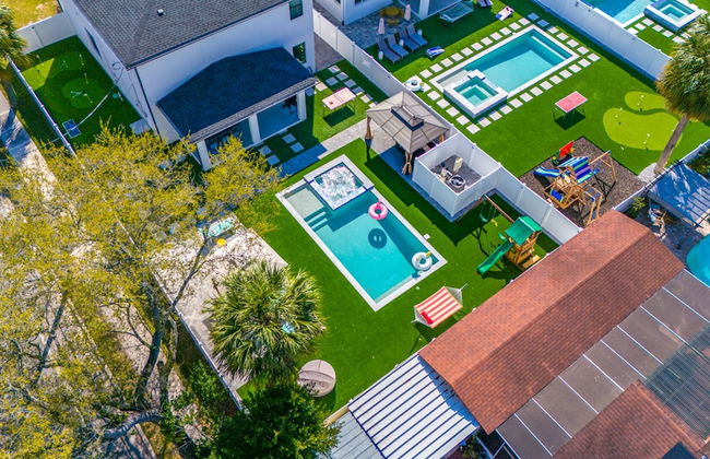 Luxury Modern Villa w/ Pool, Jacuzzi & Amenities! - Foto 56