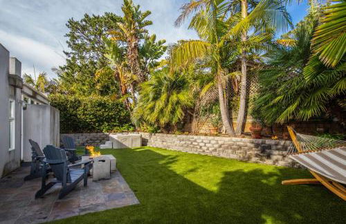 Beach Resort Home with Ocean Views Jacuzzi & Sauna! - Foto 50