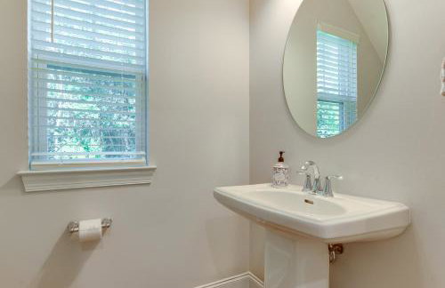 Townhome with Pool! 7 Mi to Ocean Isle Beach - Foto 13