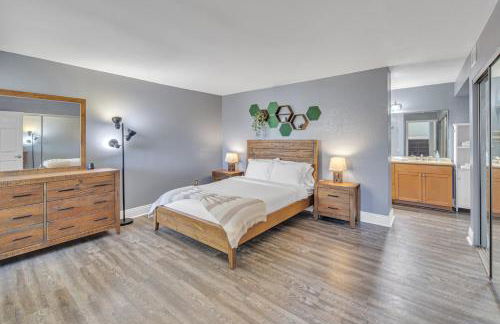 Point Loma 2BR Townhome w Parking in Prime Location - Foto 30